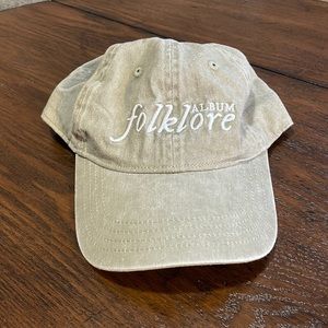 NWT Taylor Swift Folklore Hat